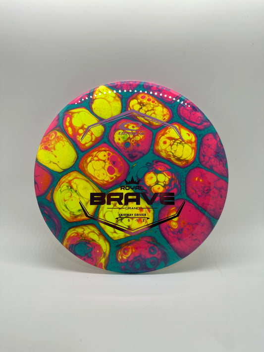 Lat 64 Brave