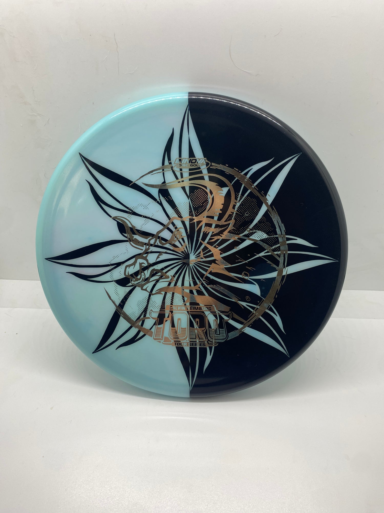 Madd Discs Signature Stencil