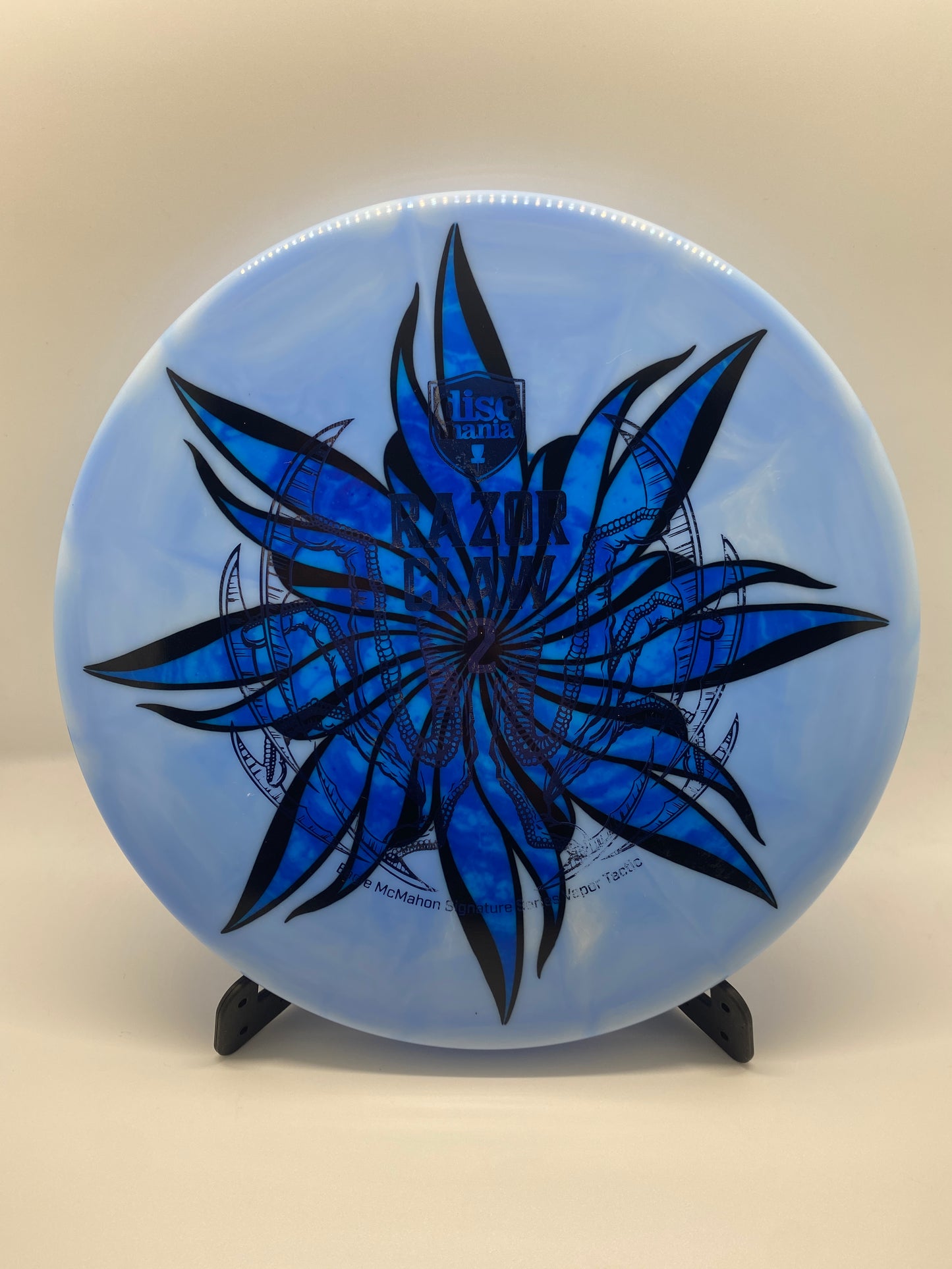 Discmania Razor Claw 2